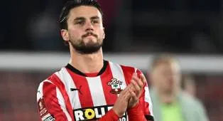 Aston Villa Ajukan Tawaran Baru untuk Harwood-Bellis ke Southampton
