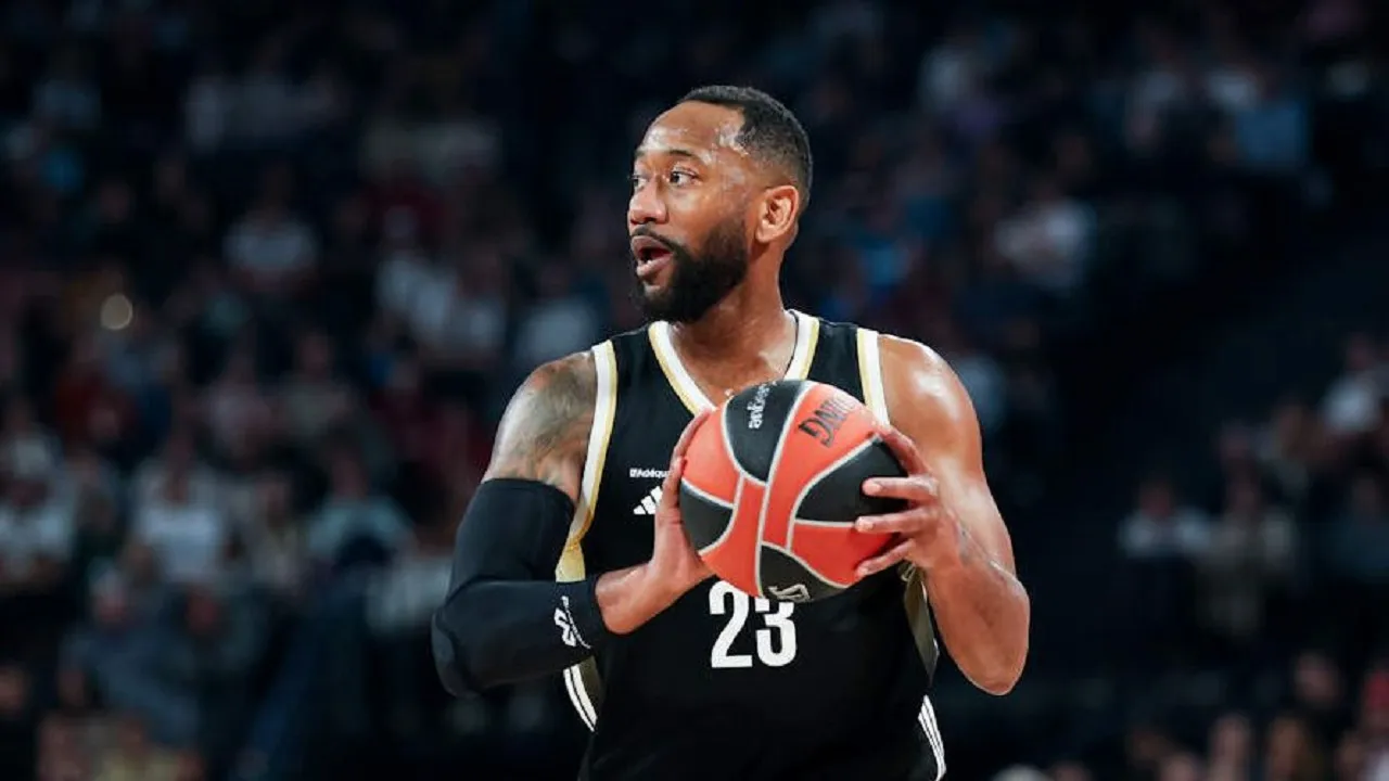 ASVEL berhasil perpanjang kontrak dari David Lighty.