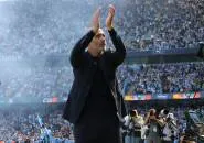 Enzo Maresca Terharu Dapat Sambutan Hangat Fans Man City di Etihad