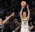 Kelsey Mitchell dan Caitlin Clark Bawa Indiana Fever Kalahkan Chicago Sky