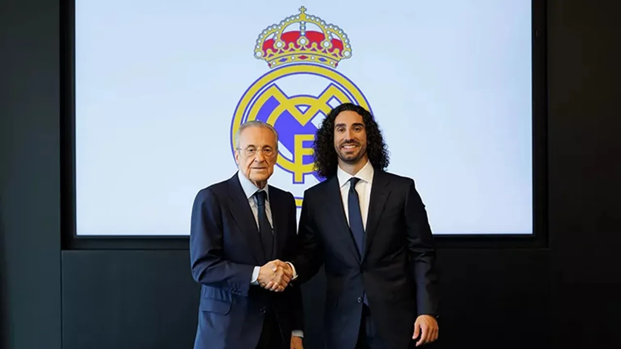 Marc Cucurella Antusias Debut Bermain di Santiago Bernabeu
