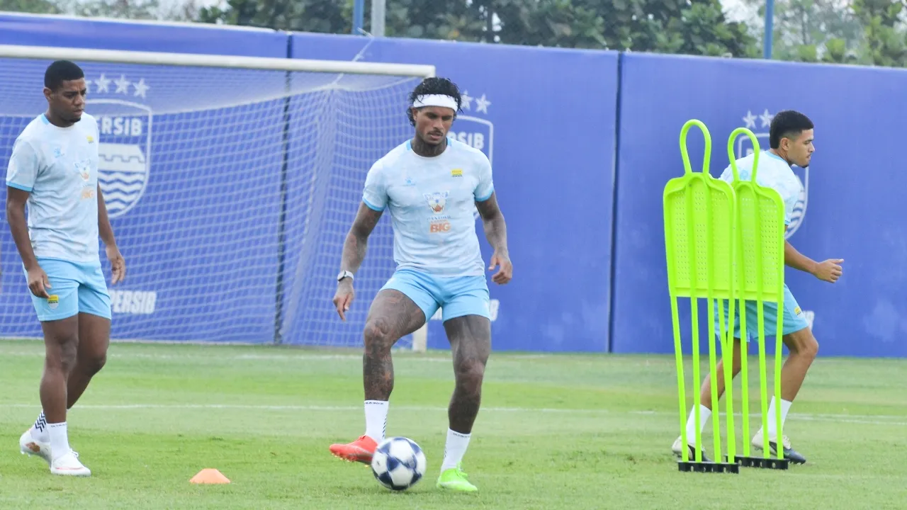 Striker Persib, Ramon Tanque