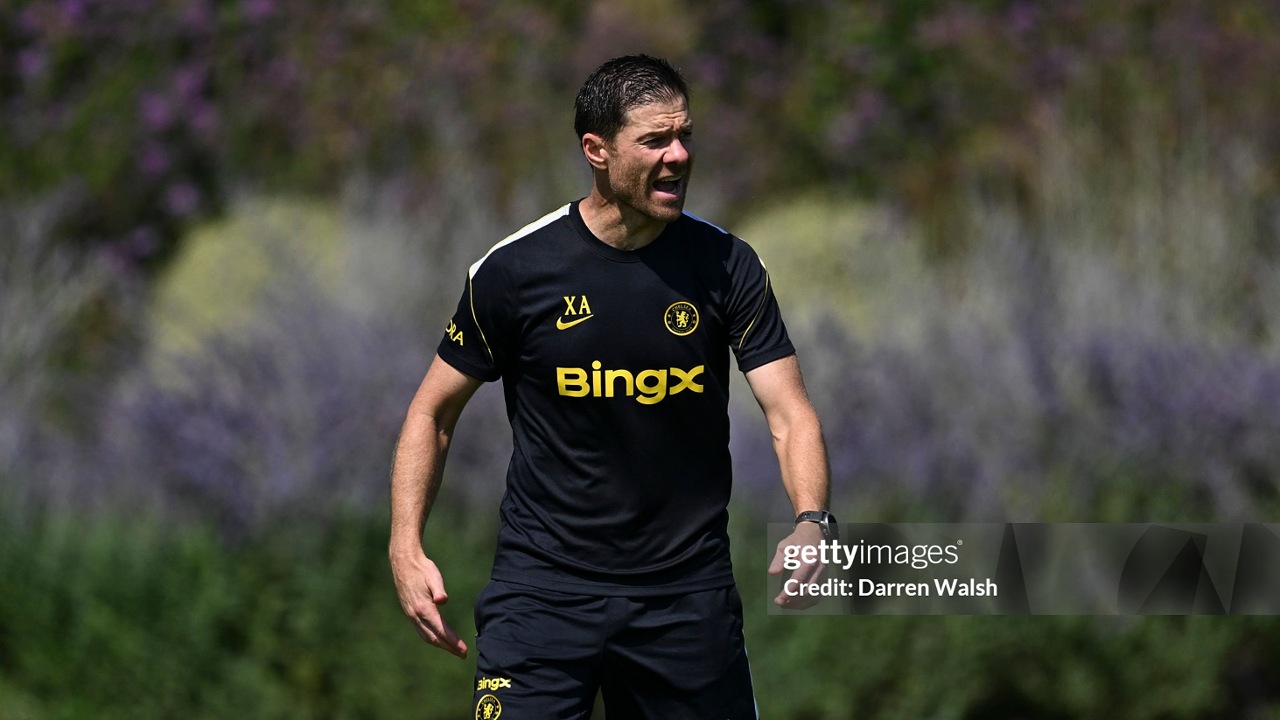 Xabi Alonso Tak Terburu-buru Tentukan Masa Depan Mykhailo Mudryk
