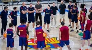 Aleksander Sekulic Pertama Kali Pimpin Latihan Barcelona