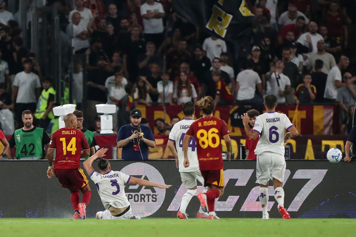 AS Roma Bantai Fiorentina 4-0: Malen dan Dybala Tampil Gemilang