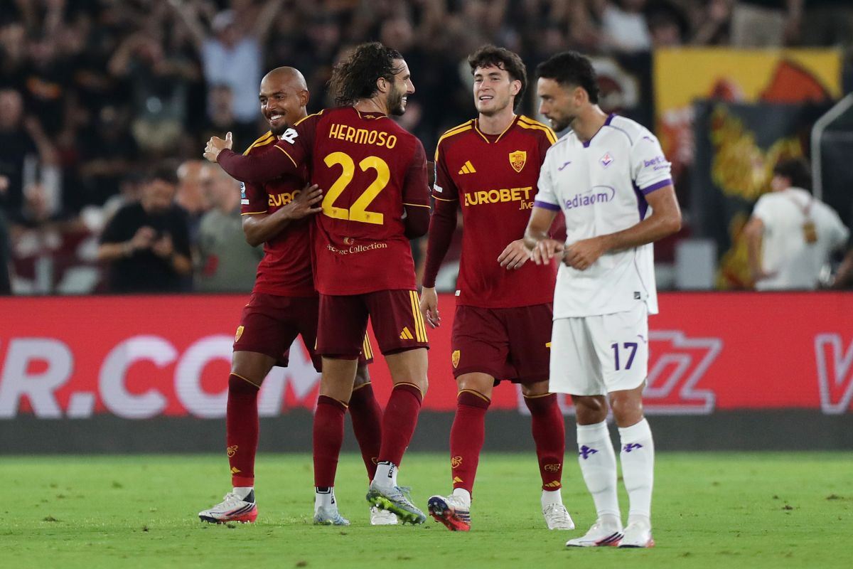 AS Roma Hancurkan Fiorentina 4-0, Malen Puji Magis Dybala