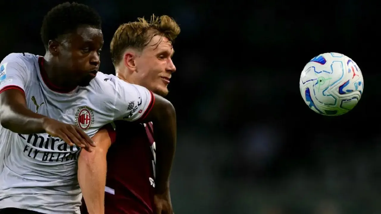 Dua Gol Cepat Alphadjo Cisse dan Rabiot Bawa Milan Menang atas Torino