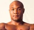 George Foreman Dinilai Terlalu Kuat bagi Oleksandr Usyk