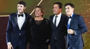 Ibu Marc Marquez Bantah Kisah Rela Tak Makan Demi Balapan Sang Anak