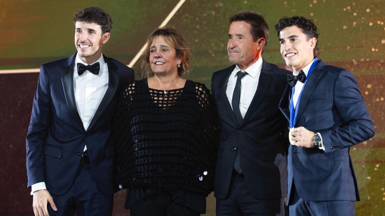 Ibu Marc Marquez Bantah Kisah Rela Tak Makan Demi Balapan Sang Anak