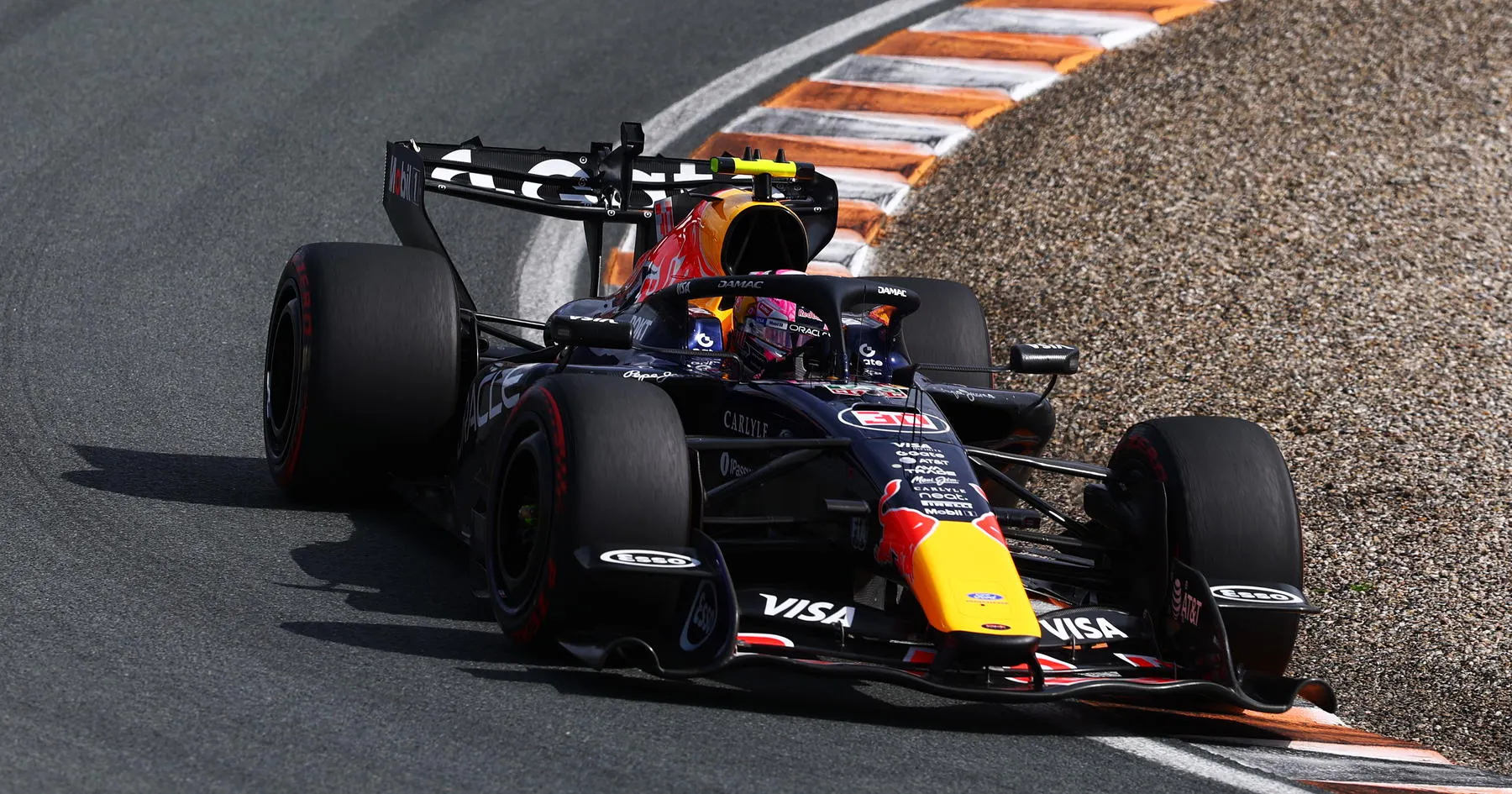 Liam Lawson Nilai Kembali ke Red Bull sebagai Tantangan - sumber: (racingnews365)