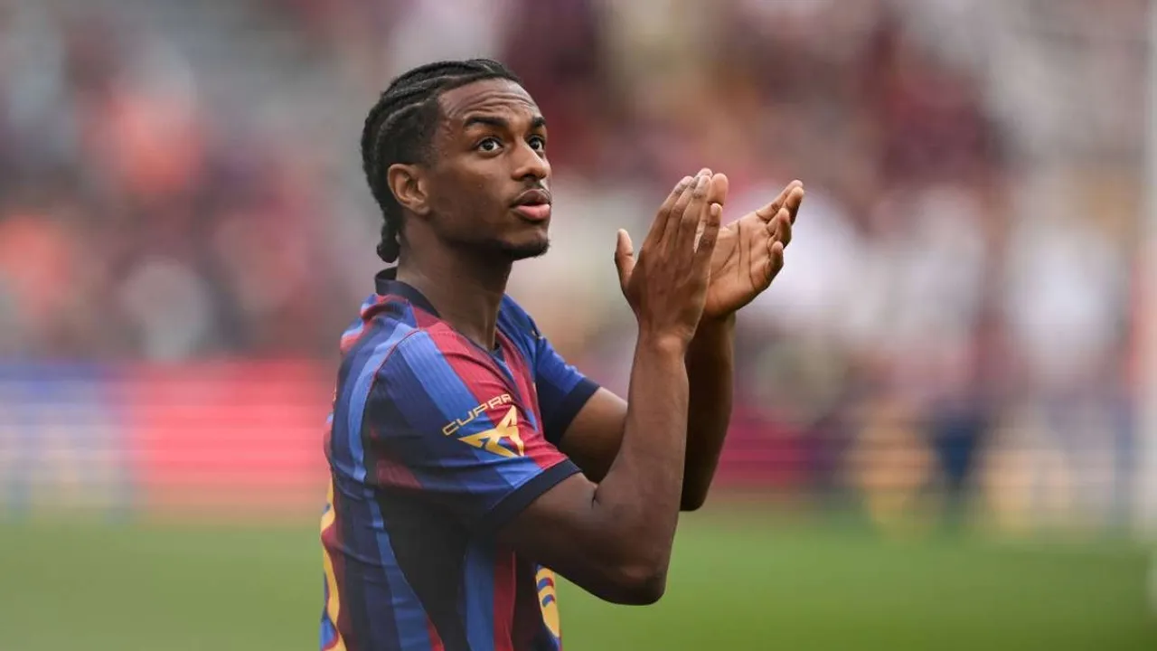 Milan Tolak Tawaran Mendes soal Bek Barcelona, Alejandro Balde