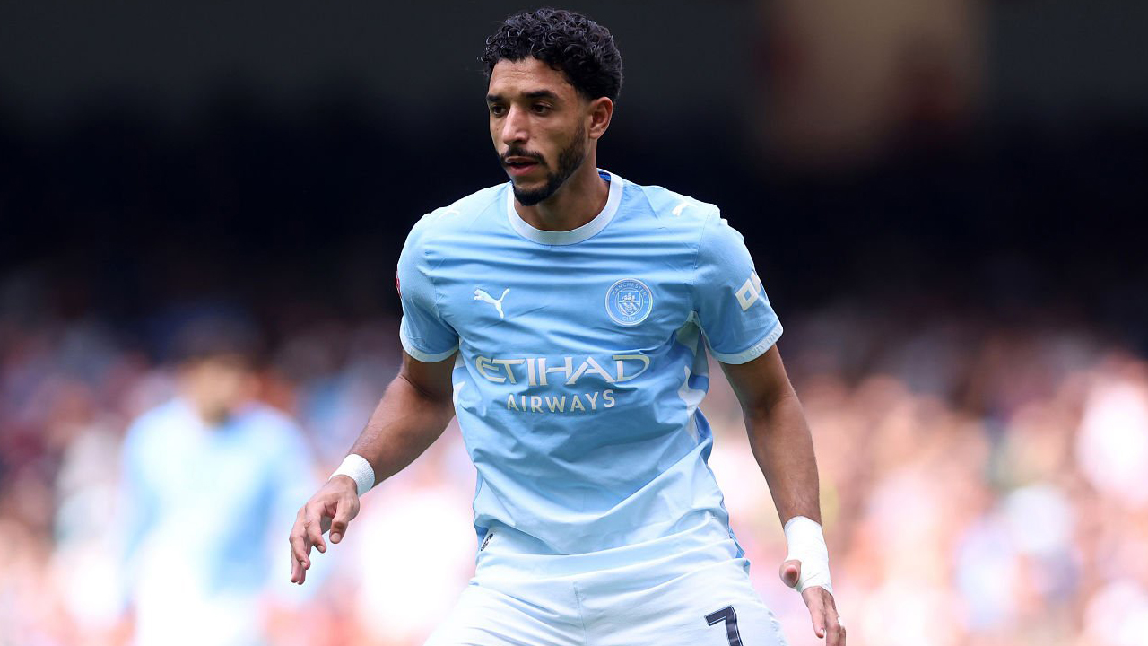 Omar Marmoush Tiba di Markas Tottenham untuk Tes Medis