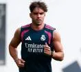 Raul Asencio Terancam Jalani Operasi setelah Cedera Kembali Kambuh