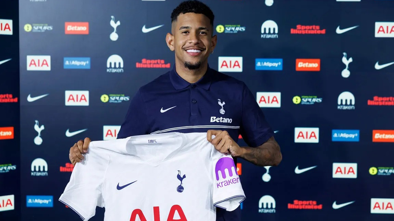 Tottenham Resmi Datangkan Savinho dari Manchester City