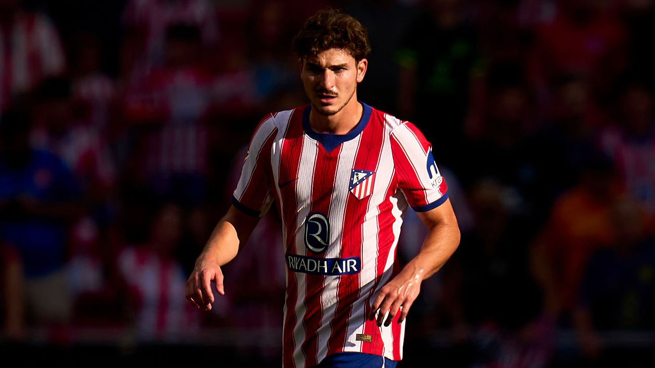 Barcelona Siapkan Upaya untuk Datangkan Julian Alvarez Pada Januari