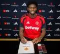 Carlos Baleba Bahagia Wujudkan Mimpi Gabung Manchester United