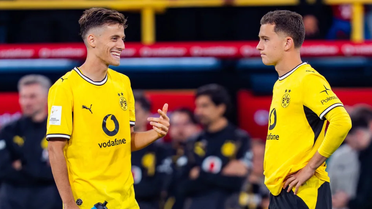 Harapan Baru Borussia Dortmund Pada Duo Yunani, Karetsas dan Konstantelias