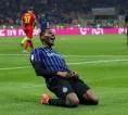 Inter Milan Bersikukuh, Fiorentina Gagal Amankan Bonny