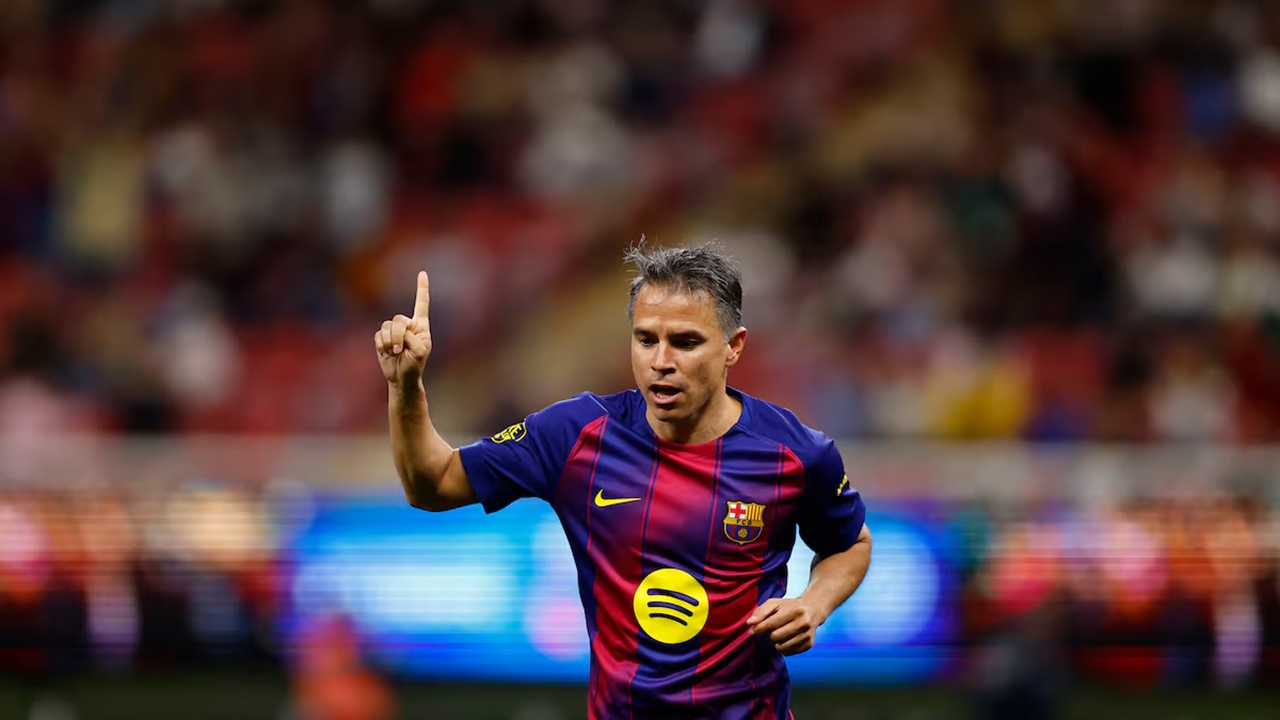 Javier Saviola Cerita Pengalaman Bermain untuk Barcelona