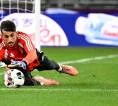 Mattia Perin Resmi Gabung Palermo dari Juventus, Begini Detailnya