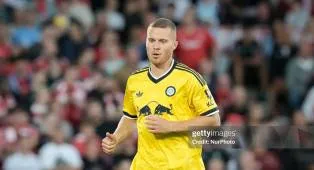 Nico Elvedi Langsung Bikin Daniel Farke Terpukau di Leeds United