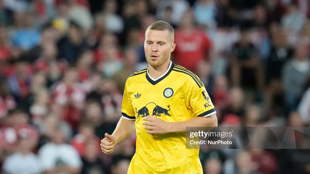 Nico Elvedi Langsung Bikin Daniel Farke Terpukau di Leeds United