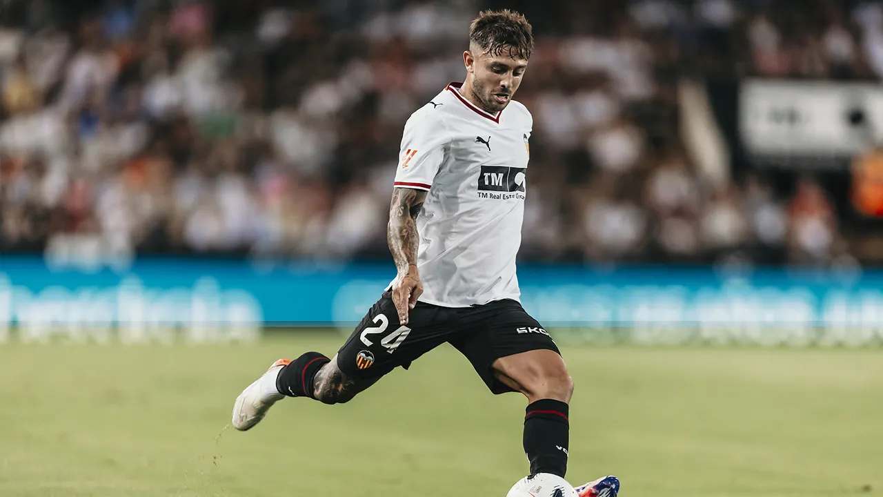 Pablo Maffeo Bertekad Bantu Valencia Akhiri Paceklik Kemenangan
