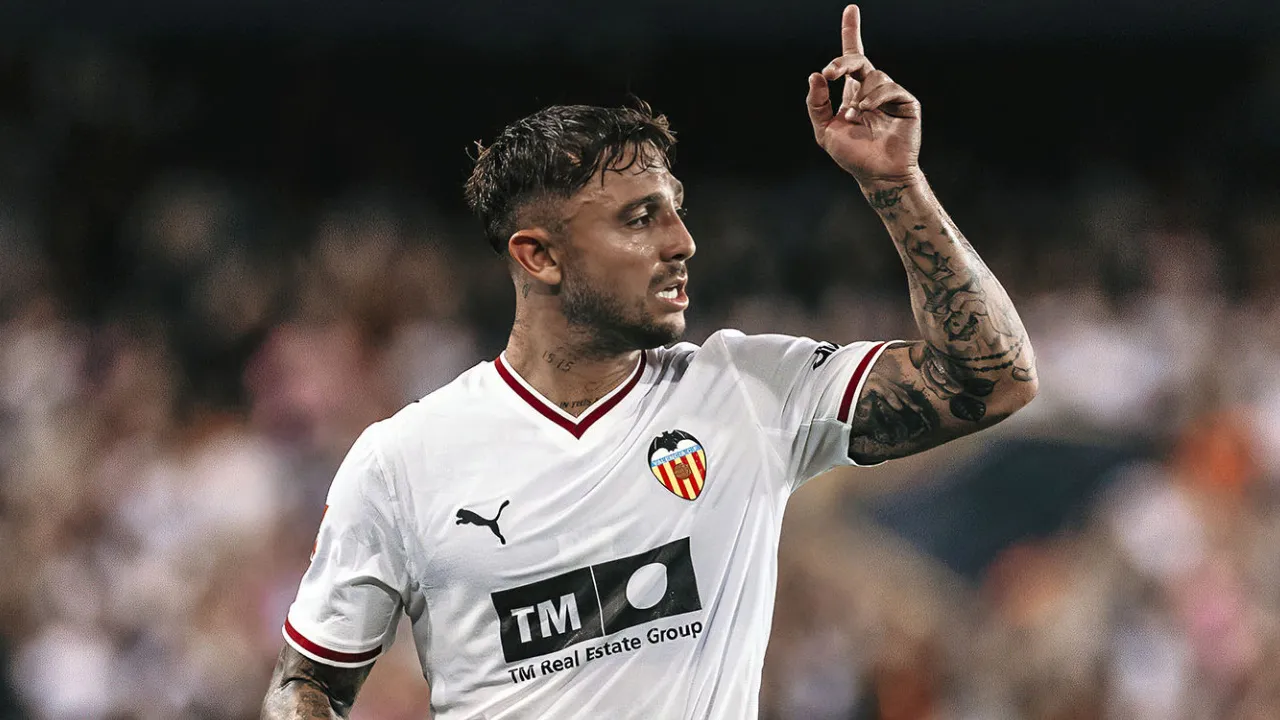 Pablo Maffeo Kecewa Valencia Kalah dari Betis: Harusnya Kami Menang
