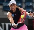 Pelatih Chris Bint Dan Musim Di Turnamen Bersama Janice Tjen