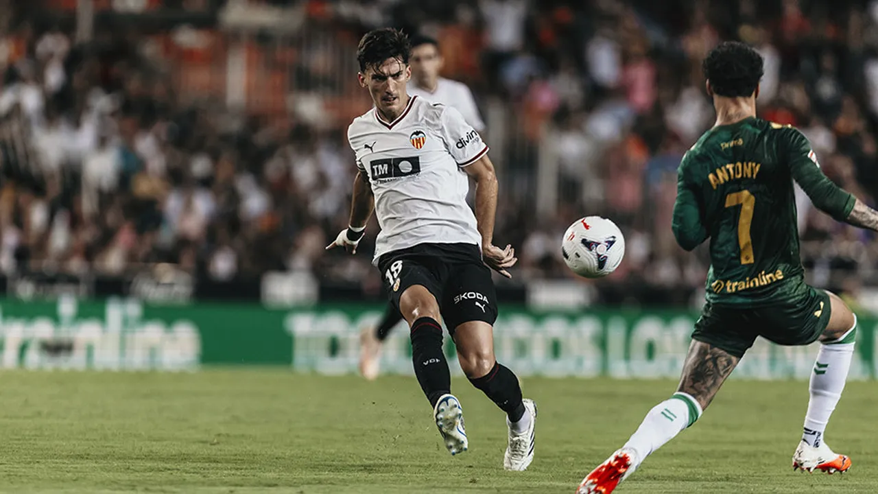 Pepelu Sulit Terima Kekalahan Valencia dari Real Betis