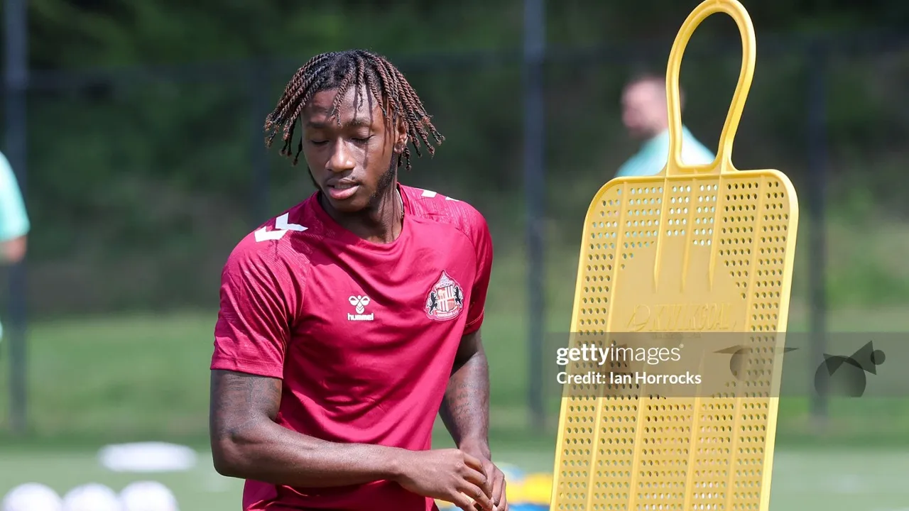 Romaine Mundle lanjut bersama Sunderland hingga 2030
