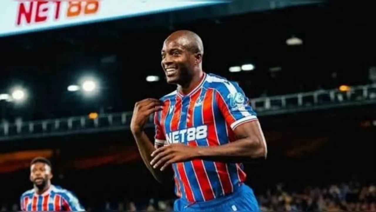 Tottenham Jajaki Transfer Menit Akhir Striker Crystal Palace