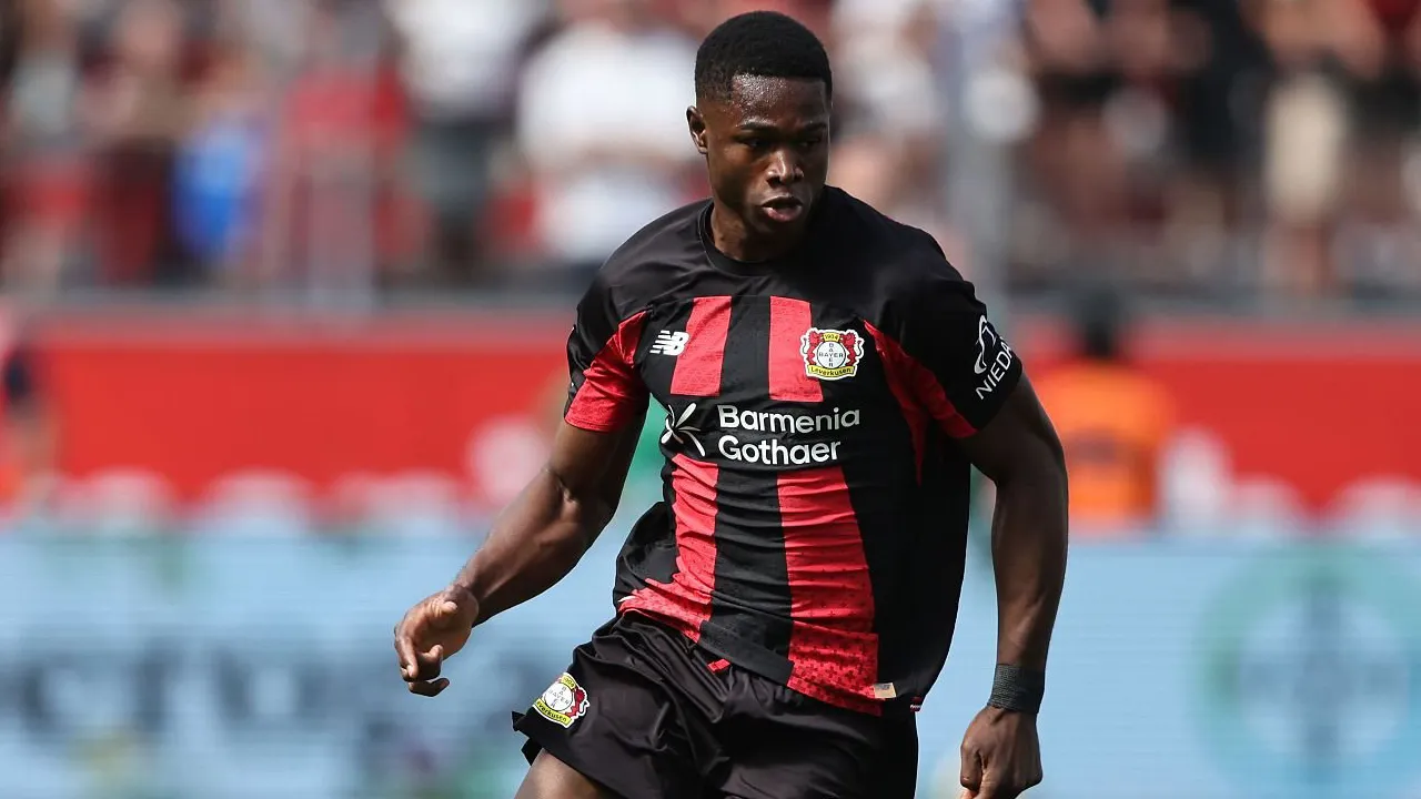 Bayer Leverkusen Tolak Tawaran Aston Villa untuk Christian Kofane