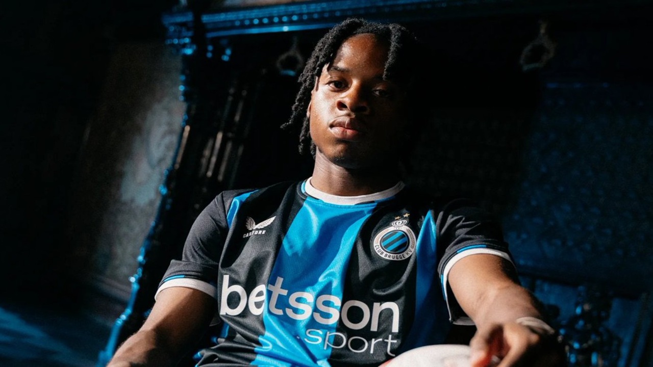 Bayern Munich Resmi Jual Wisdom Mike ke Club Brugge di Musim Panas 2026