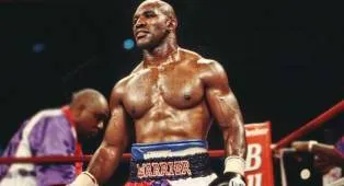 Bukan Mike Tyson, Evander Holyfield Justru Waspadai Oleksandr Usyk