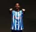 Coventry City Resmi Datangkan Ethan Pinnock dari Brentford