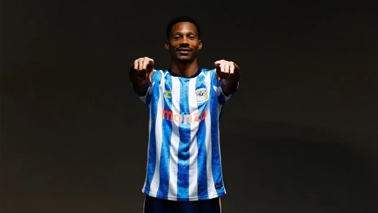 Coventry City Resmi Datangkan Ethan Pinnock dari Brentford