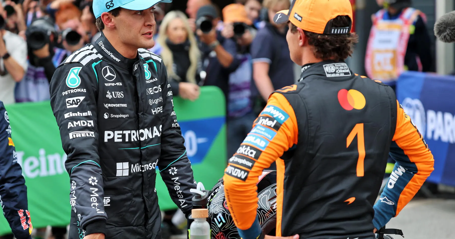 George Russell: McLaren Kini Unggulan di F1 - sumber: (racingnews365)
