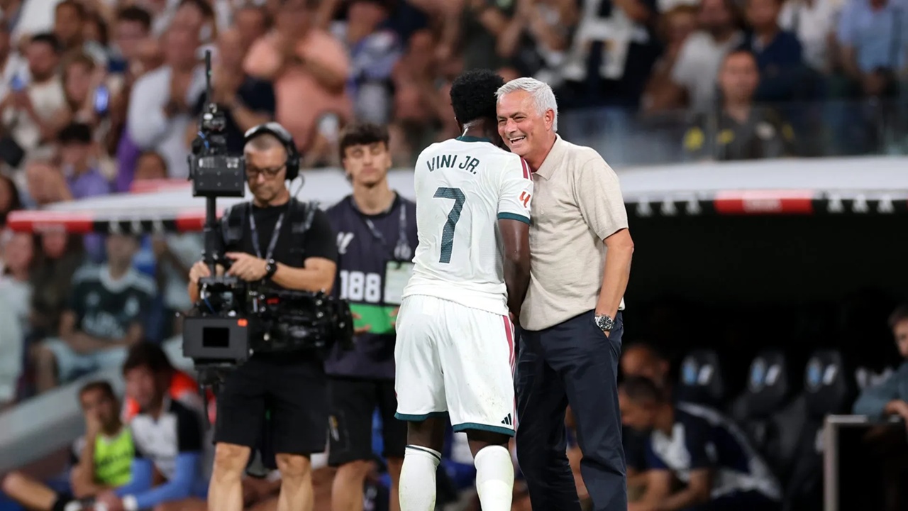 Jose Mourinho Paham Betul Karakter Santiago Bernabeu