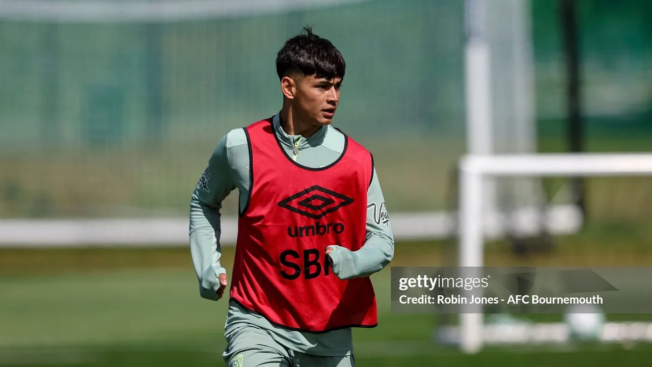 Julio Soler menjadi alternatif Sporting sebelum klub akhirnya memilih Moncef Zekri