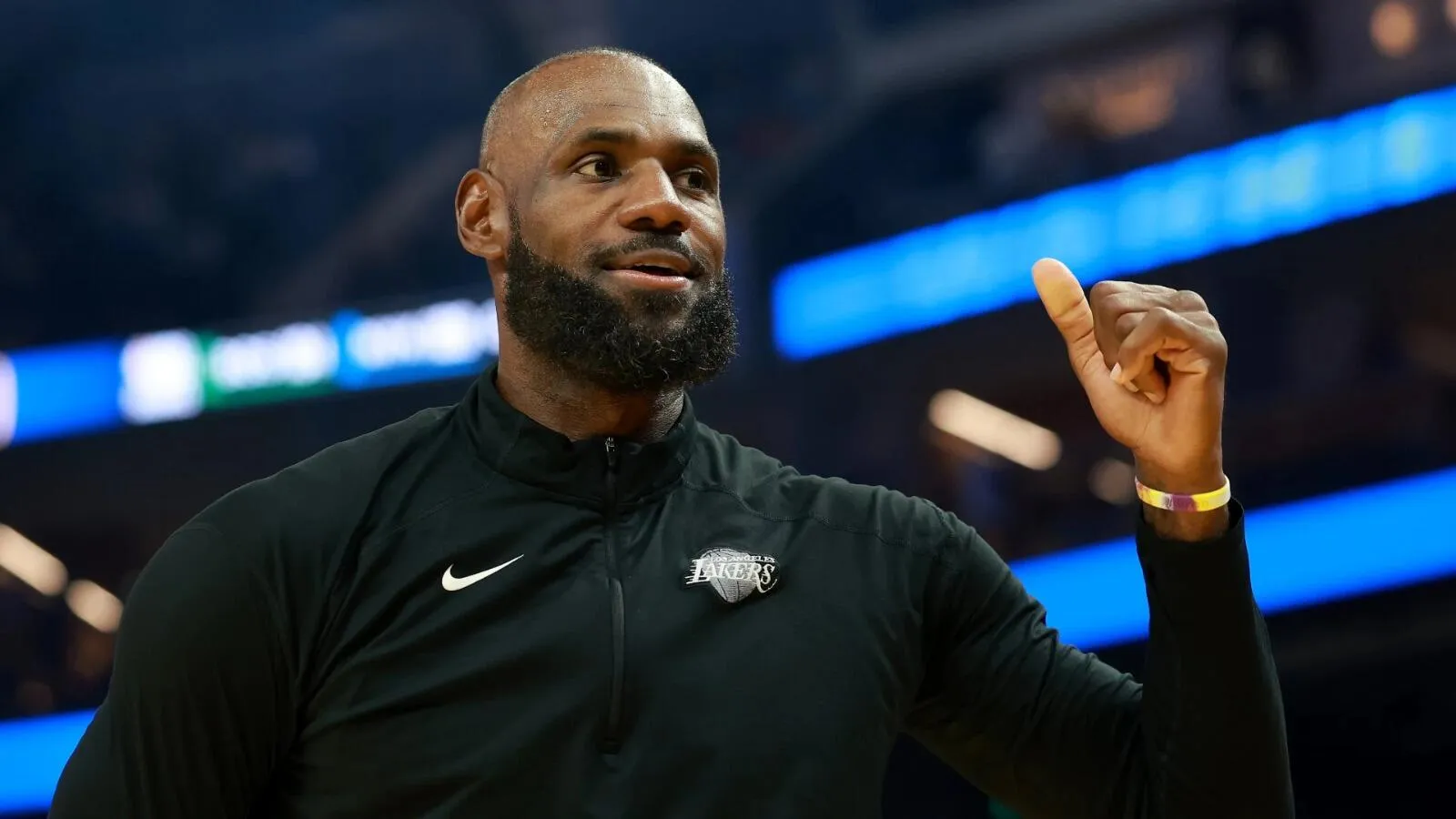 LeBron James Pilih Sixers, Langkah Berani di Musim Ke-24 - sumber: (mainbasket)