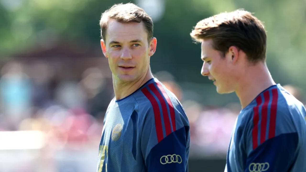Manuel Neuer Bantah Berseteru dengan Kiper Muda Jonas Urbig