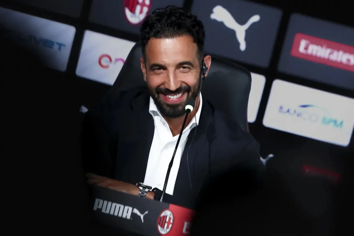 Milan Berutang Budi pada Allegri, Amorim Janji Bahas Transfer Pekan Depan - sumber: (footballitalia)