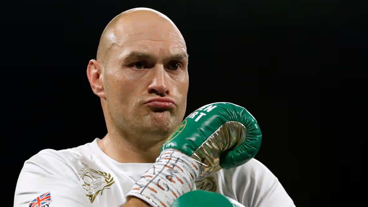 Pihak Tyson Fury Beri Kepastian soal Duel Anthony Joshua pada November