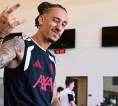 Cari Bek Kiri, Juventus Minati Kostas Tsimikas dari Liverpool