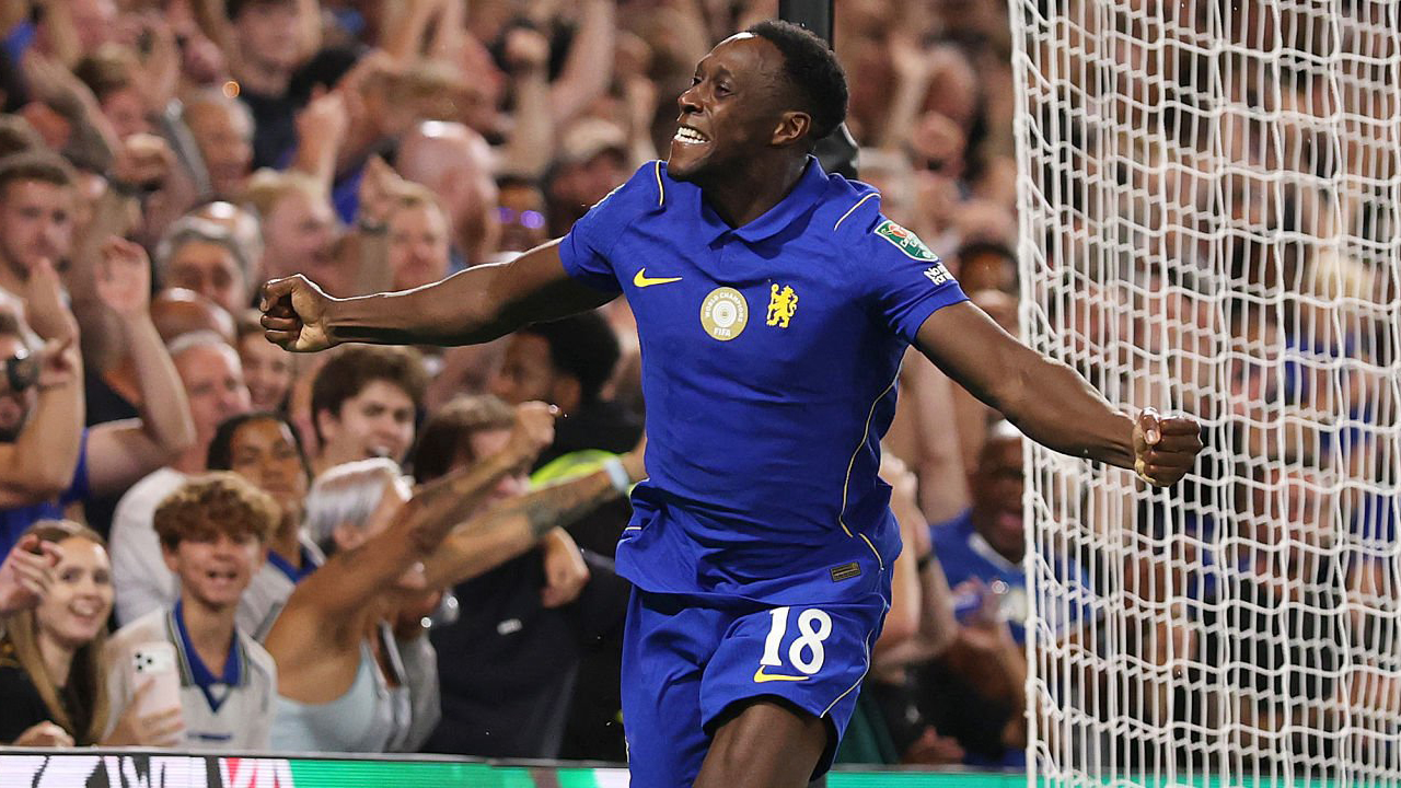 Danny Welbeck Bahagia Debut di Chelsea Langsung Cetak Gol