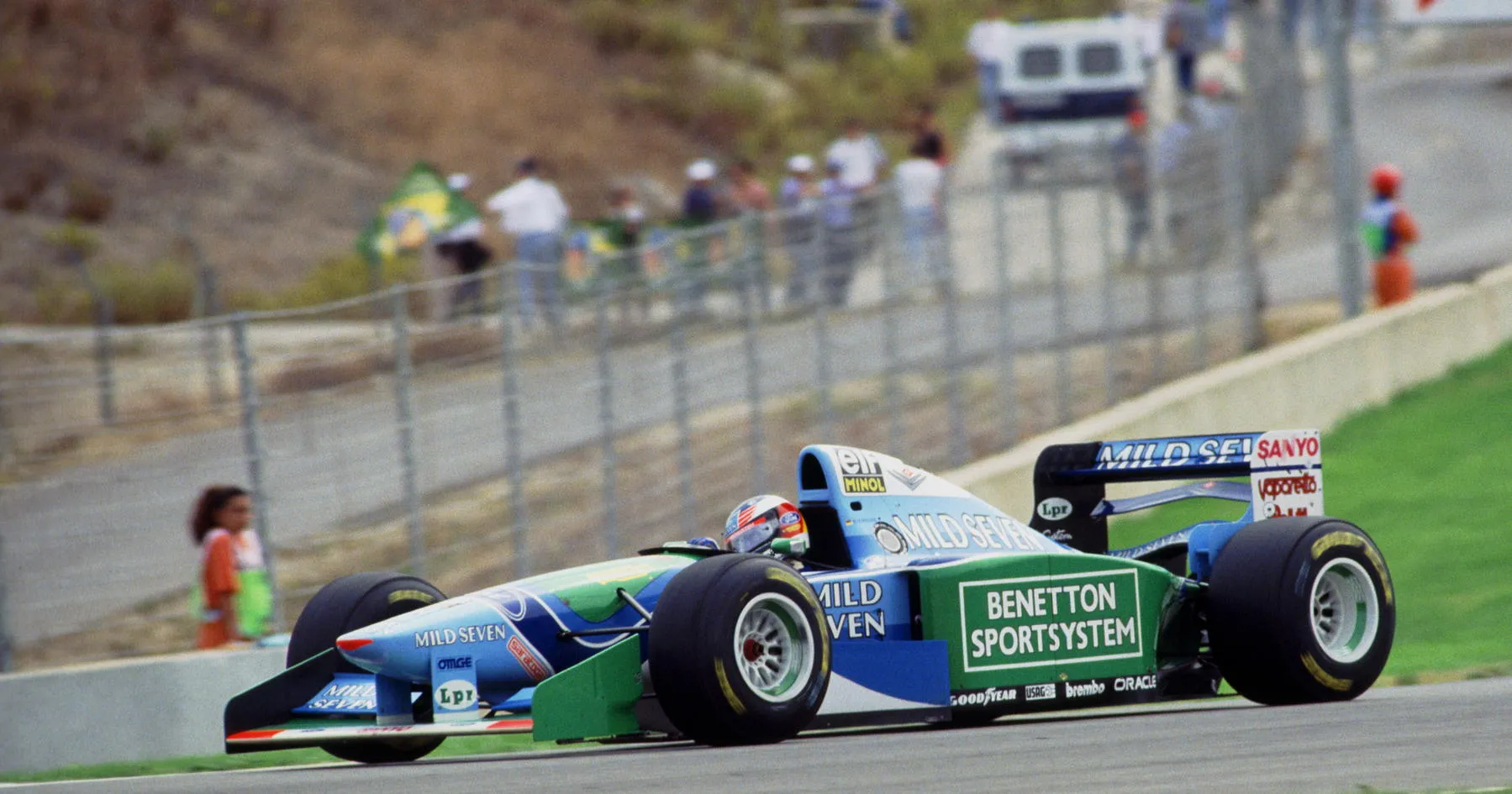 Diskualifikasi Schumacher Catat Sejarah F1, 30 Tahun Berlalu - sumber: (racingnews365)