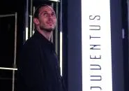 Gabung Juventus, Kamil Grabara Akui Sempat Bicara dengan Wojciech Szczesny