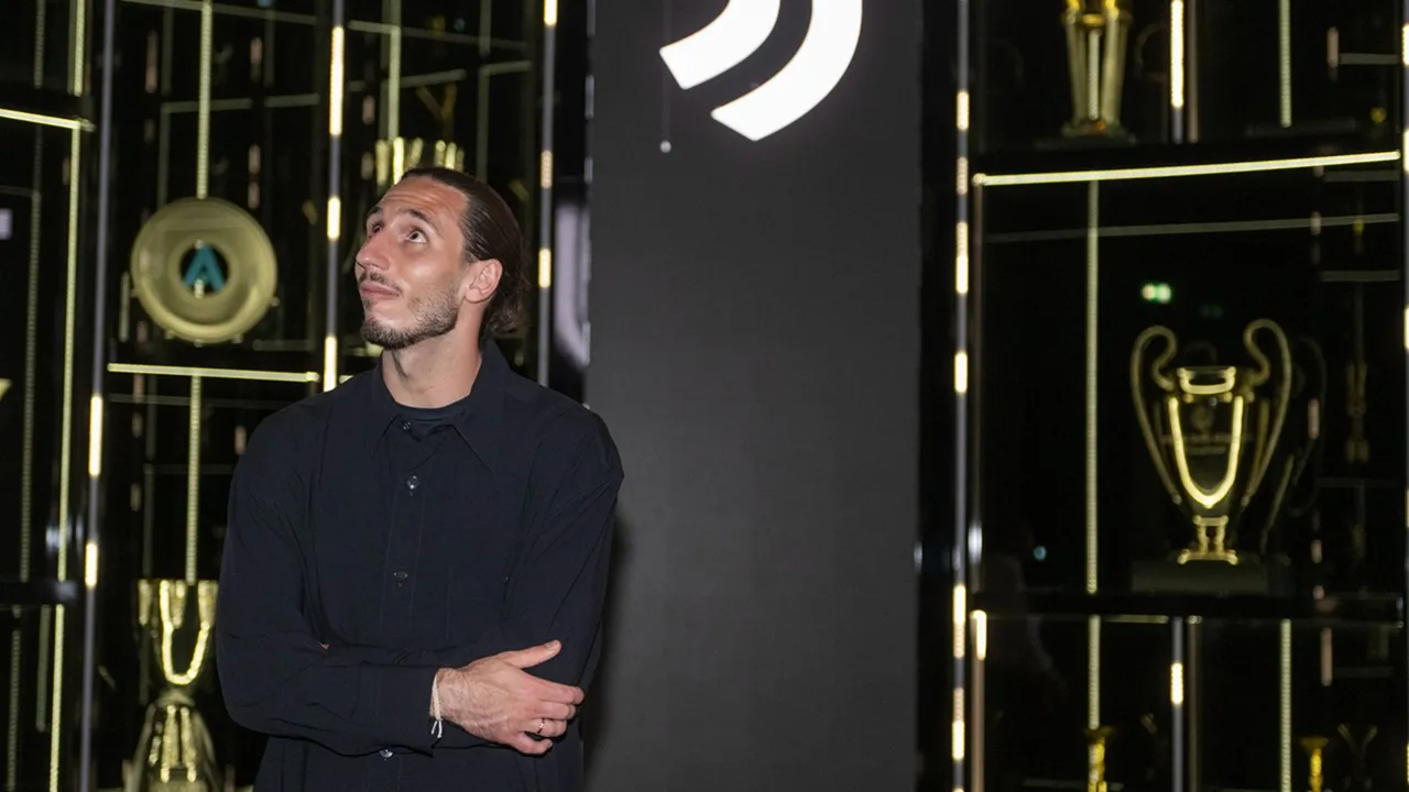 Kamil Grabara: Tidak Ada Klub yang Lebih Baik dari Juventus
